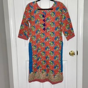 Pakistani floral pink 3 piece shalwar kameez